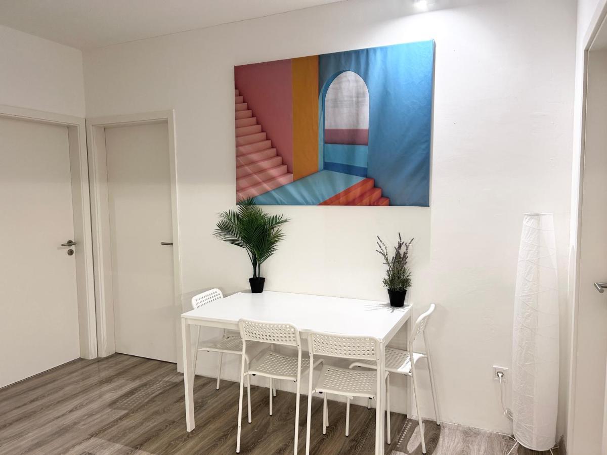 New 2022 Family&Friends Downtown Ac 3Br 2Ba Free Parking Big Balcony Near Metro&Train Station Self Check-In Apt Budapest Exteriör bild