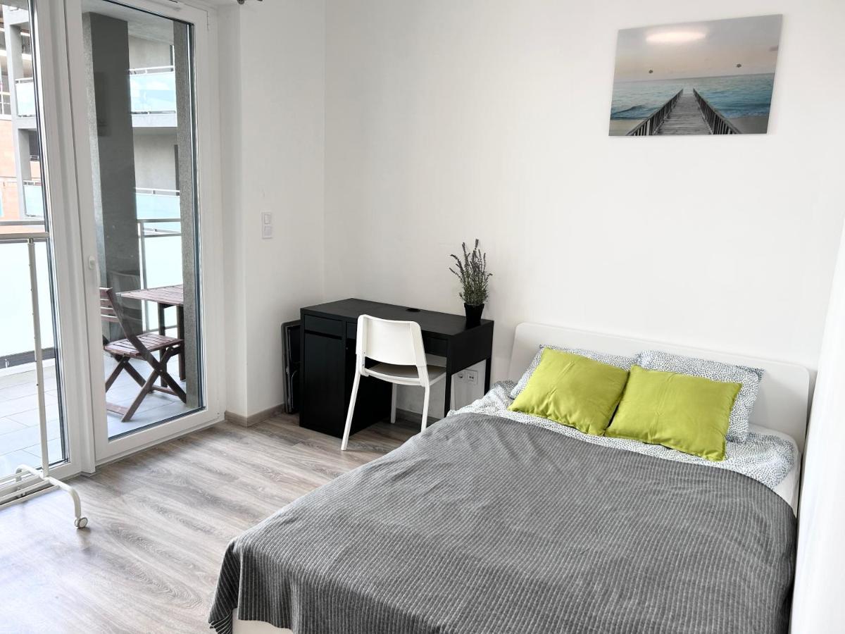 New 2022 Family&Friends Downtown Ac 3Br 2Ba Free Parking Big Balcony Near Metro&Train Station Self Check-In Apt Budapest Exteriör bild